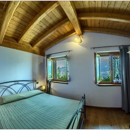 Fantastica Casa Poppo Apartment Bellano Exterior photo