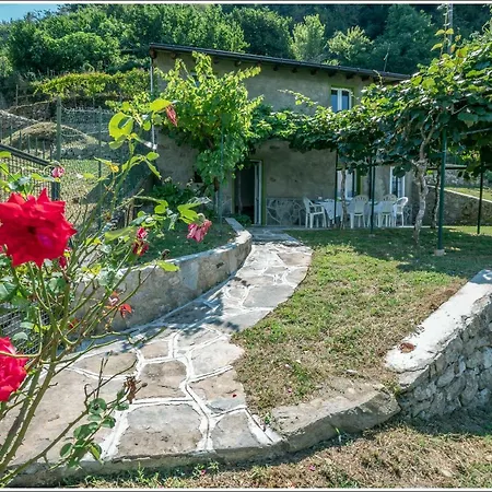 Fantastica Casa Poppo Apartment Bellano Exterior photo