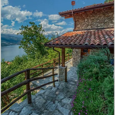 Fantastica Casa Poppo Apartment Bellano Exterior photo